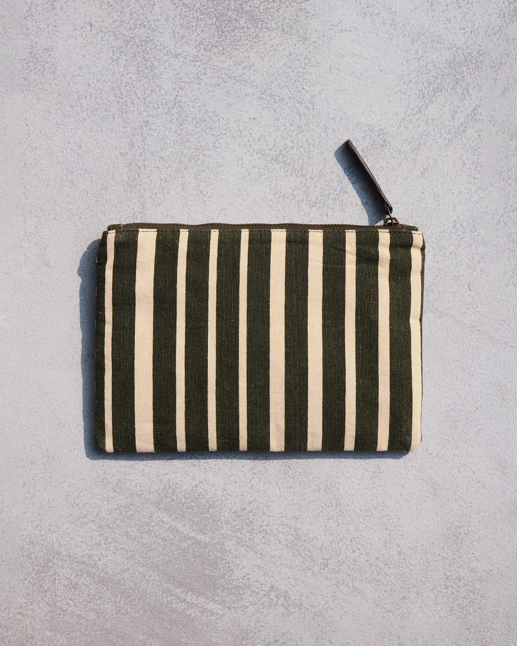 Alphabet B Pouch - Olive Night - Image 4