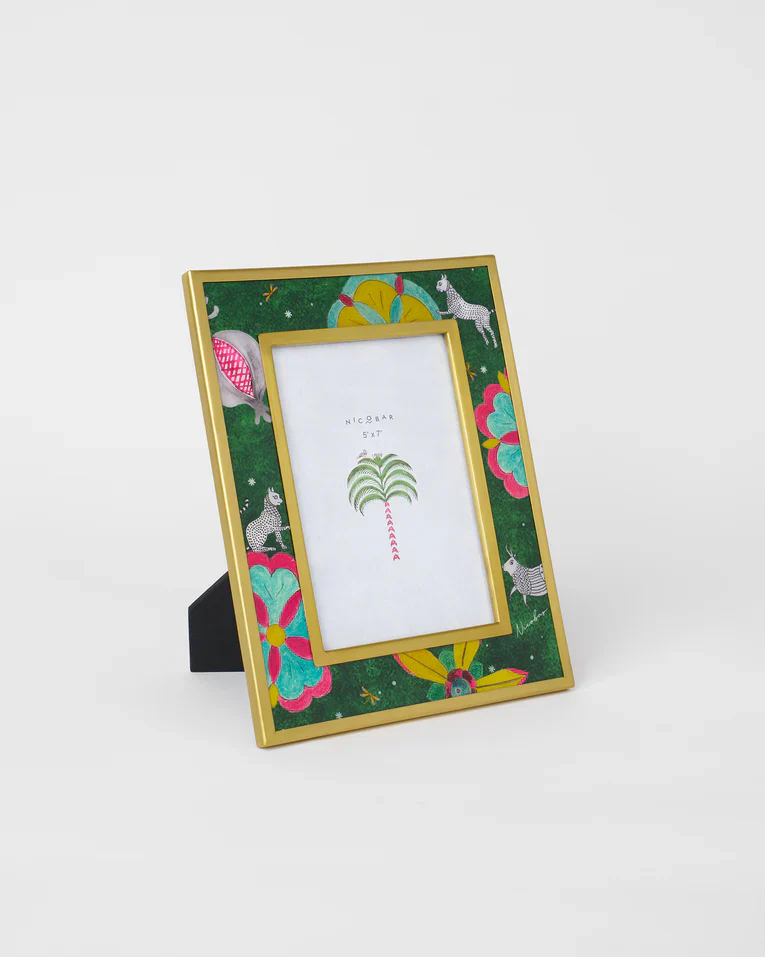 Anara Photo Frame