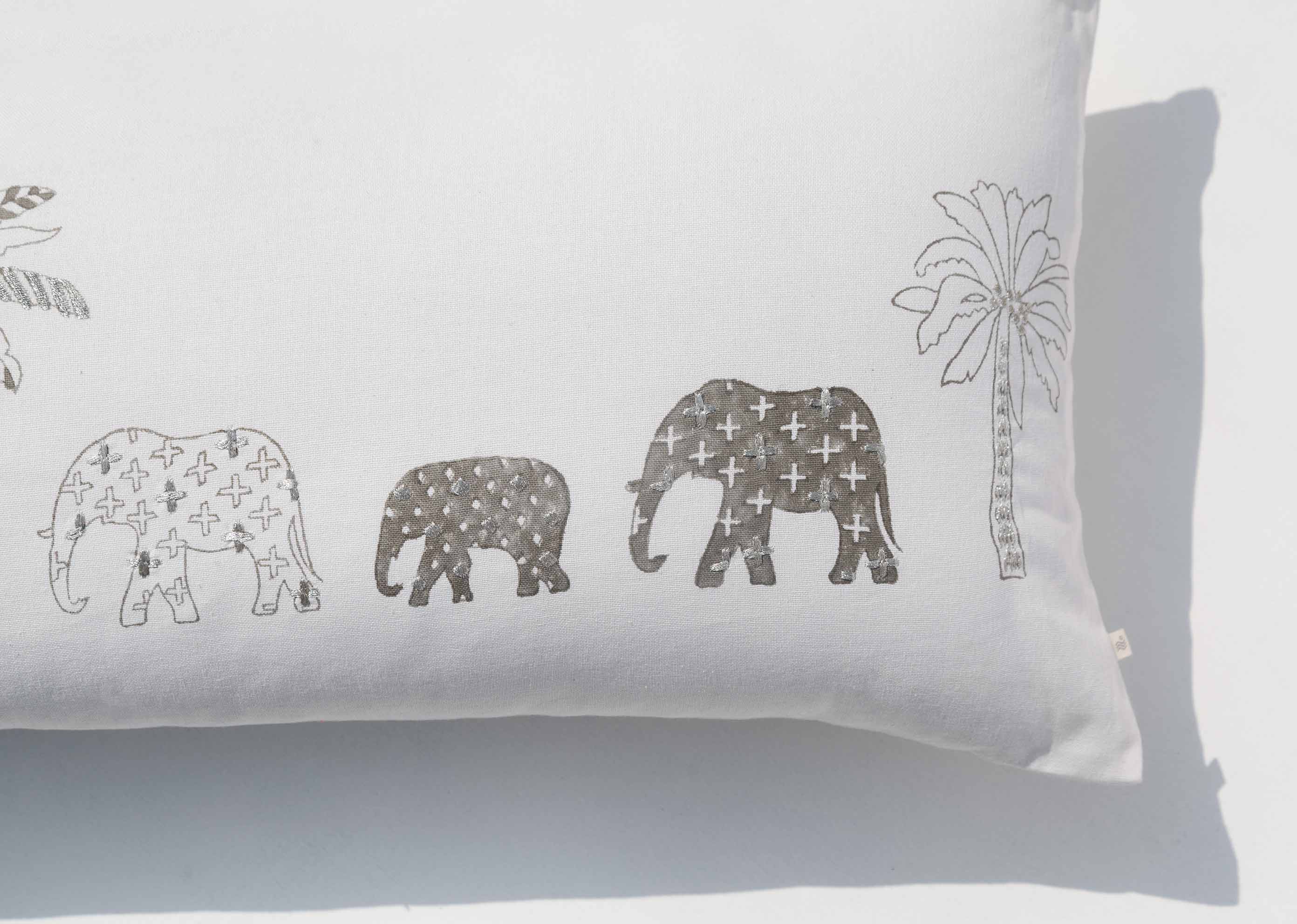 Ele Palm Pillow Cover - Image 3