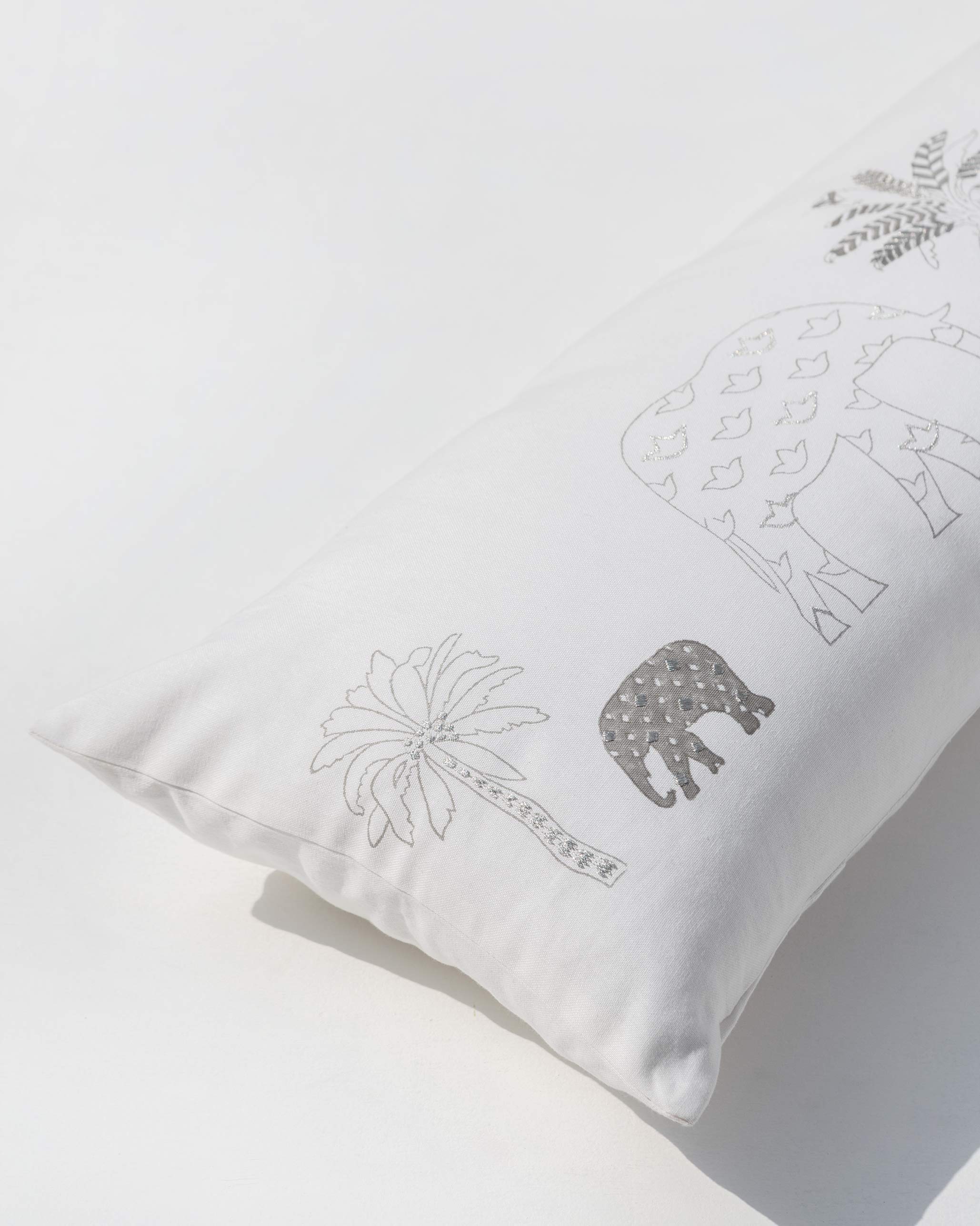 Ele Parade Lumbar Pillow Cover - Image 4