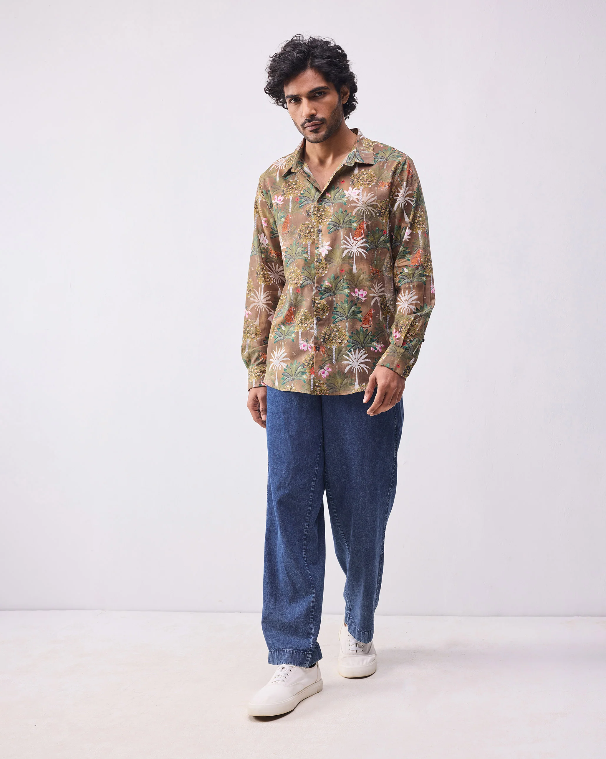 Hakuna Shirt - Green Print - Image 7