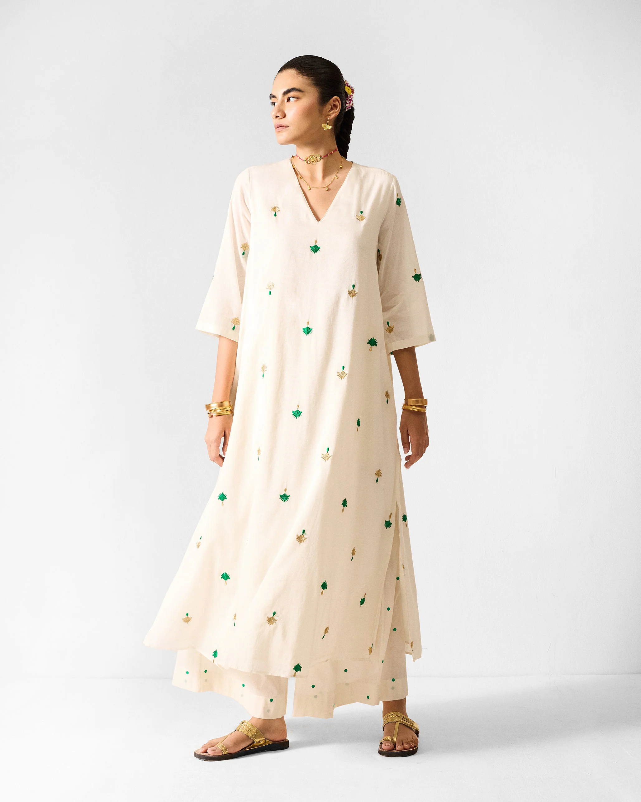 Hampi Kurta - Ivory & Green Embroidered