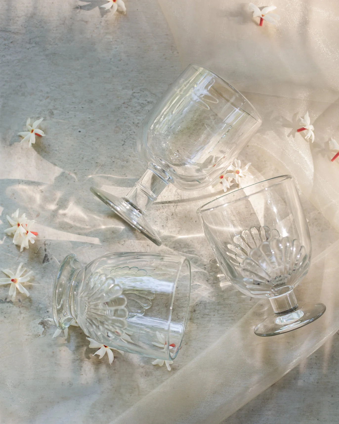 Mahi White Wine Glass - Image 3