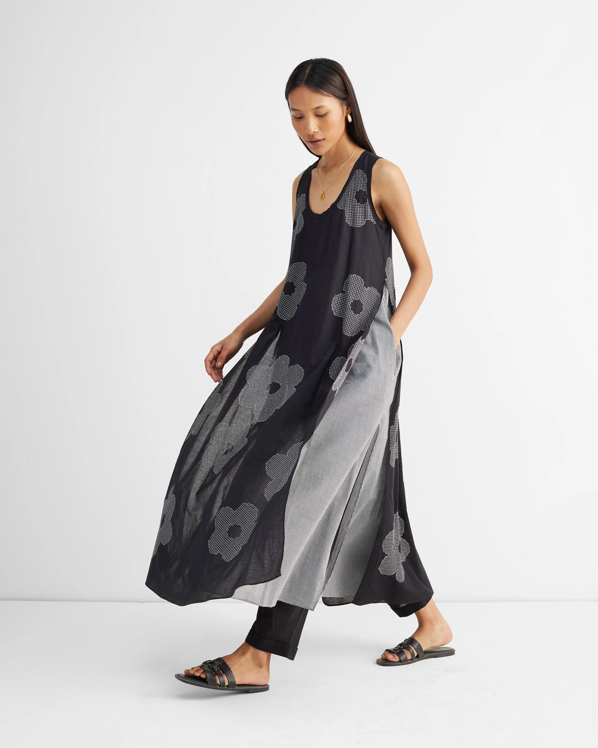 Double Layer Kurta - Black & White Embroidery - Image 6