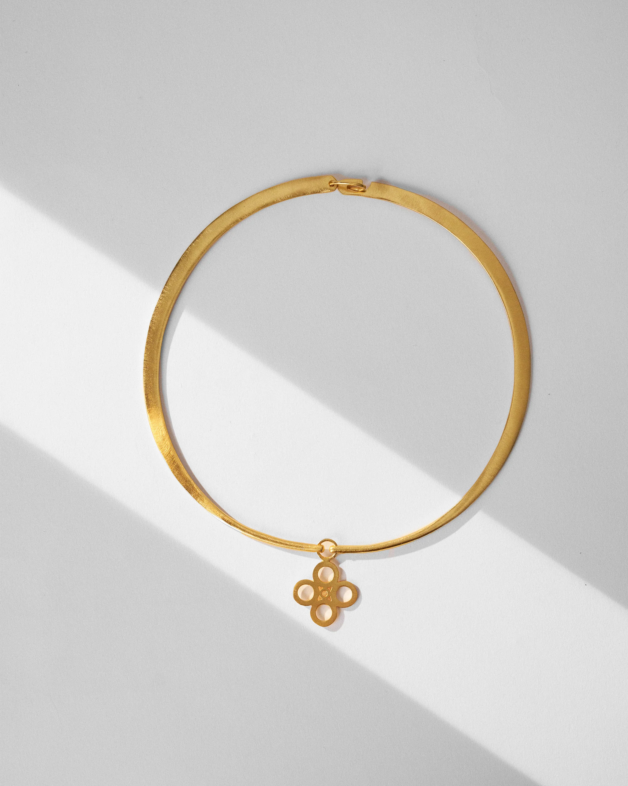 Sindhu Choker - Gold - Image 2
